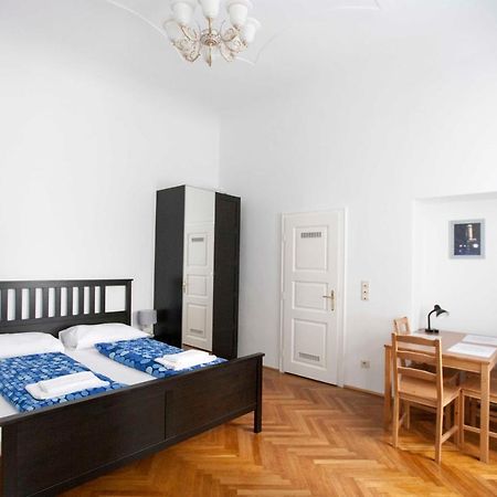City Center Homes Vienna Luaran gambar